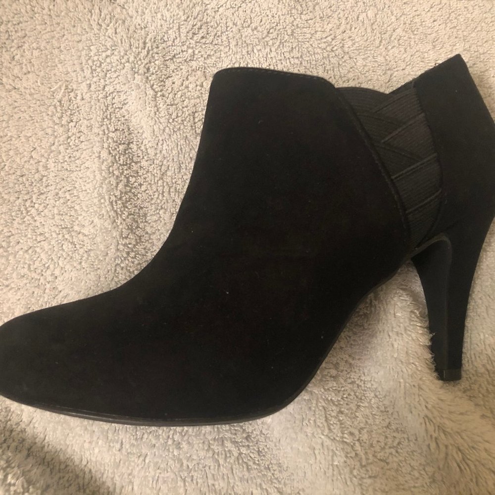 Arianah Dress Booties